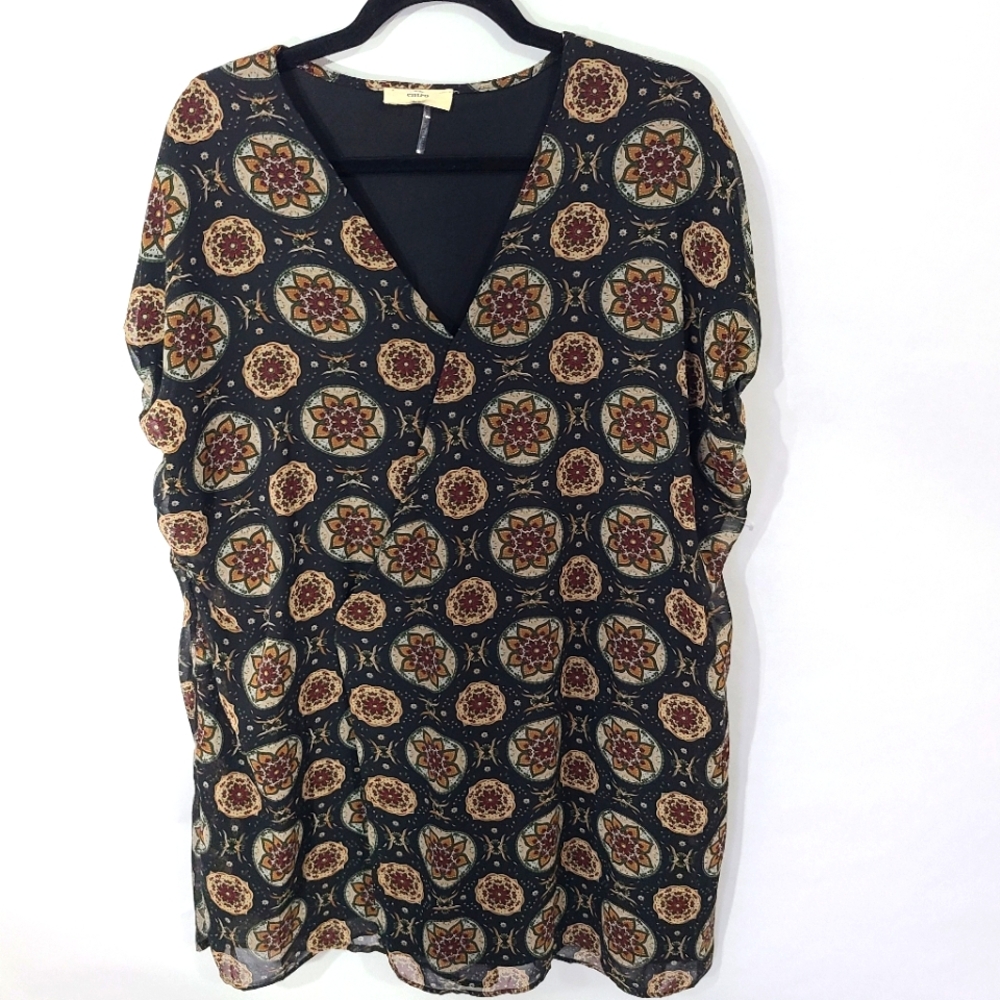 Entro Women's Size Medium M Mini Dress Black with Circular Design Office